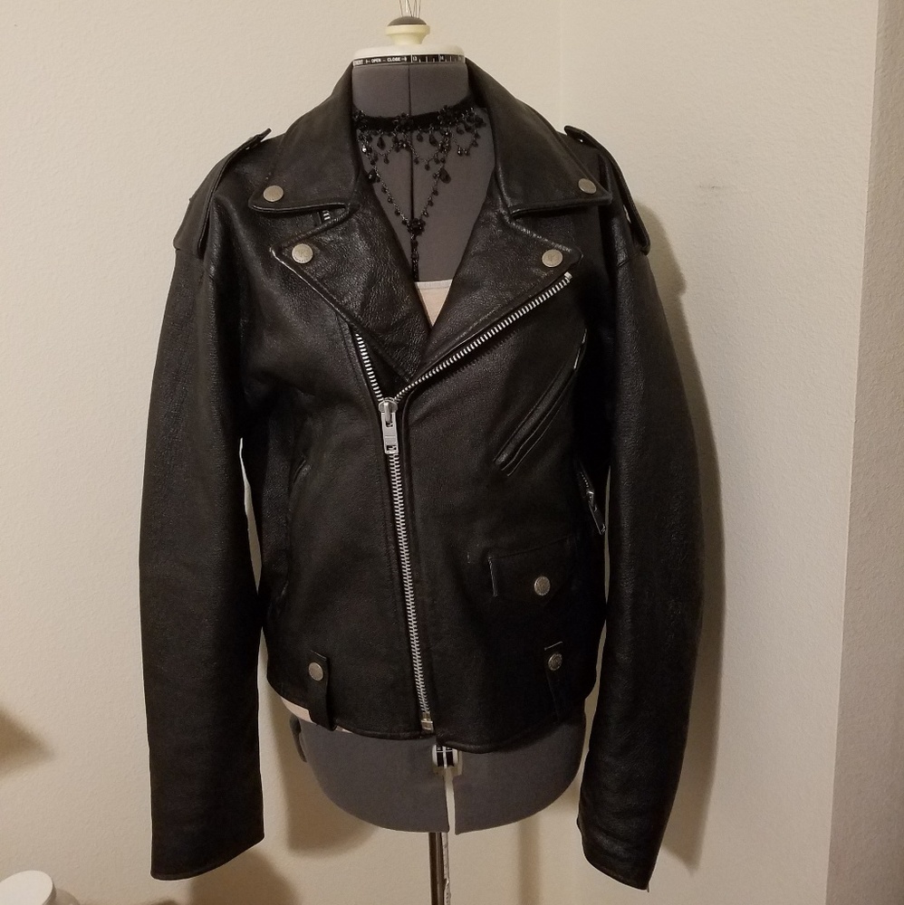 BEAUTIFUL leather moto jacket!